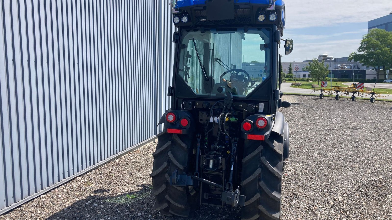 Traktor типа New Holland t4.100 N, Gebrauchtmaschine в Glamsbjerg (Фотография 5)