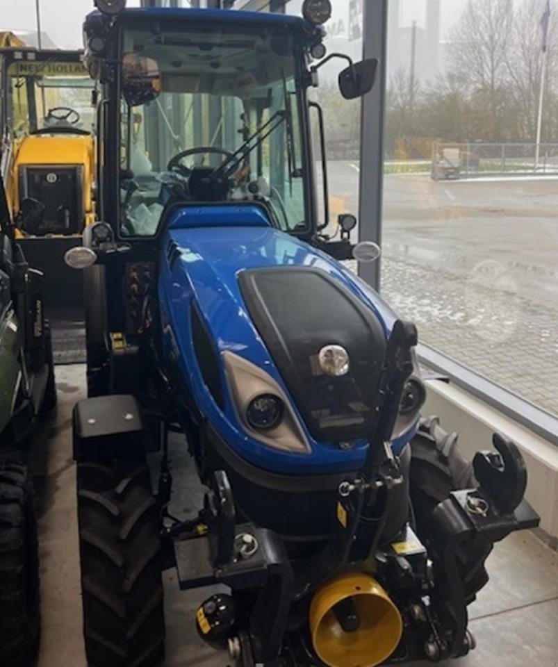 Traktor tip New Holland T4.100F, Gebrauchtmaschine in Maribo (Poză 1)