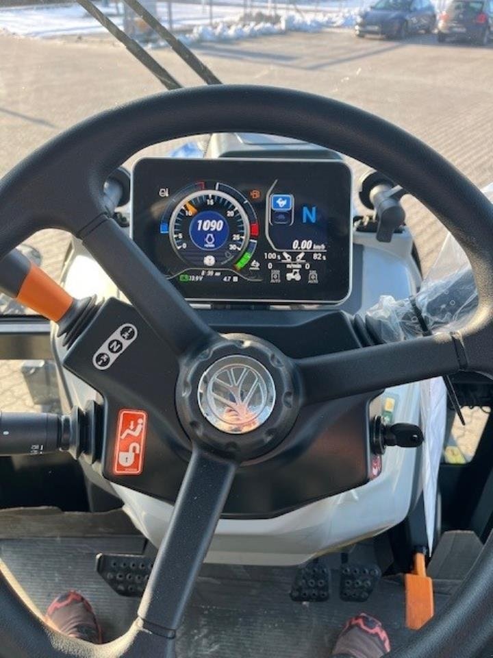 Traktor типа New Holland T4.100F, Gebrauchtmaschine в Maribo (Фотография 10)