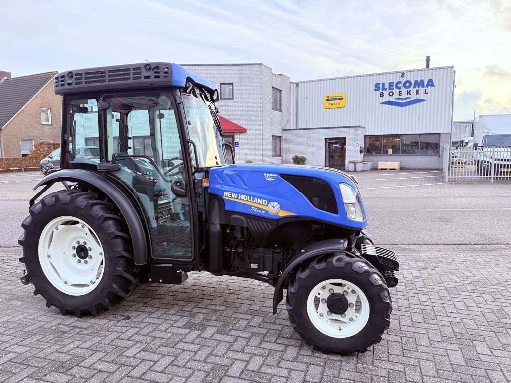 Traktor des Typs New Holland T4.100N BlueCab4 Supersteer, Gebrauchtmaschine in BOEKEL (Bild 7)