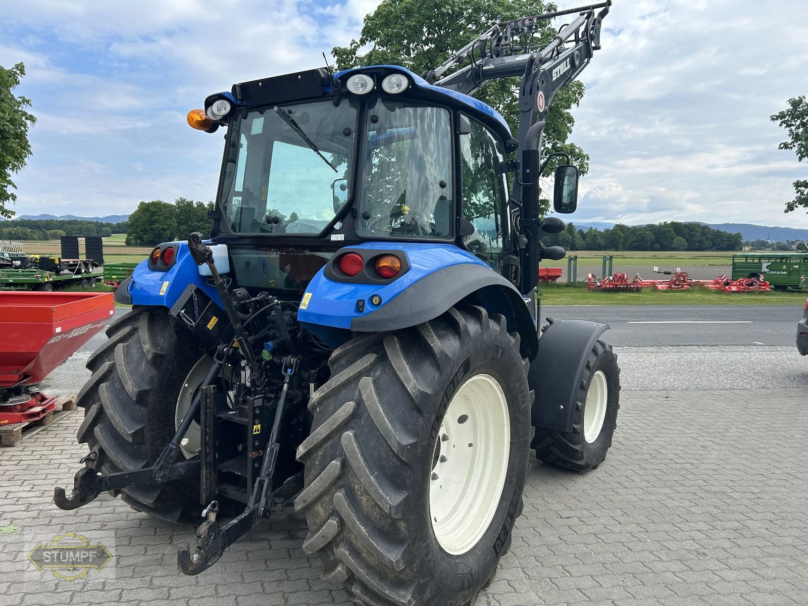 Traktor типа New Holland T4.105, Gebrauchtmaschine в Grafenstein (Фотография 3)