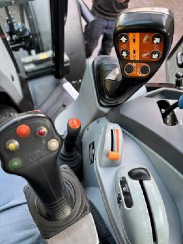 Traktor vrste New Holland T4.115, Gebrauchtmaschine v Burgkirchen (Slika 10)