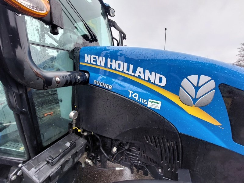 Traktor des Typs New Holland T4.115, Gebrauchtmaschine in Lengnau (Bild 4)