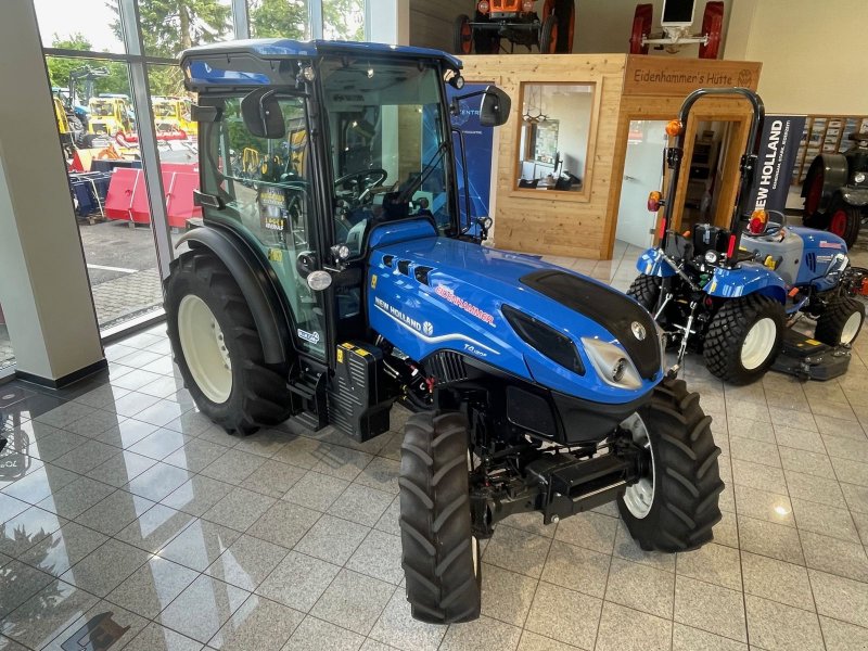 Traktor van het type New Holland T4.120 F (Stage V), Gebrauchtmaschine in Burgkirchen (Foto 1)