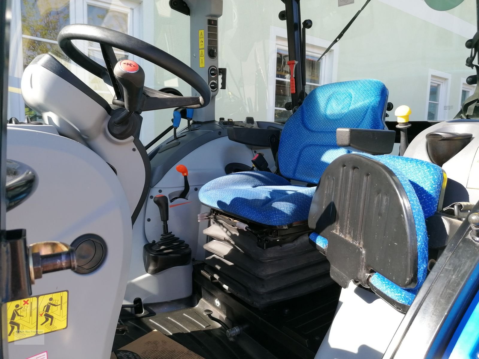 Traktor του τύπου New Holland T4.55 Powerstar, Gebrauchtmaschine σε Obing (Φωτογραφία 4)