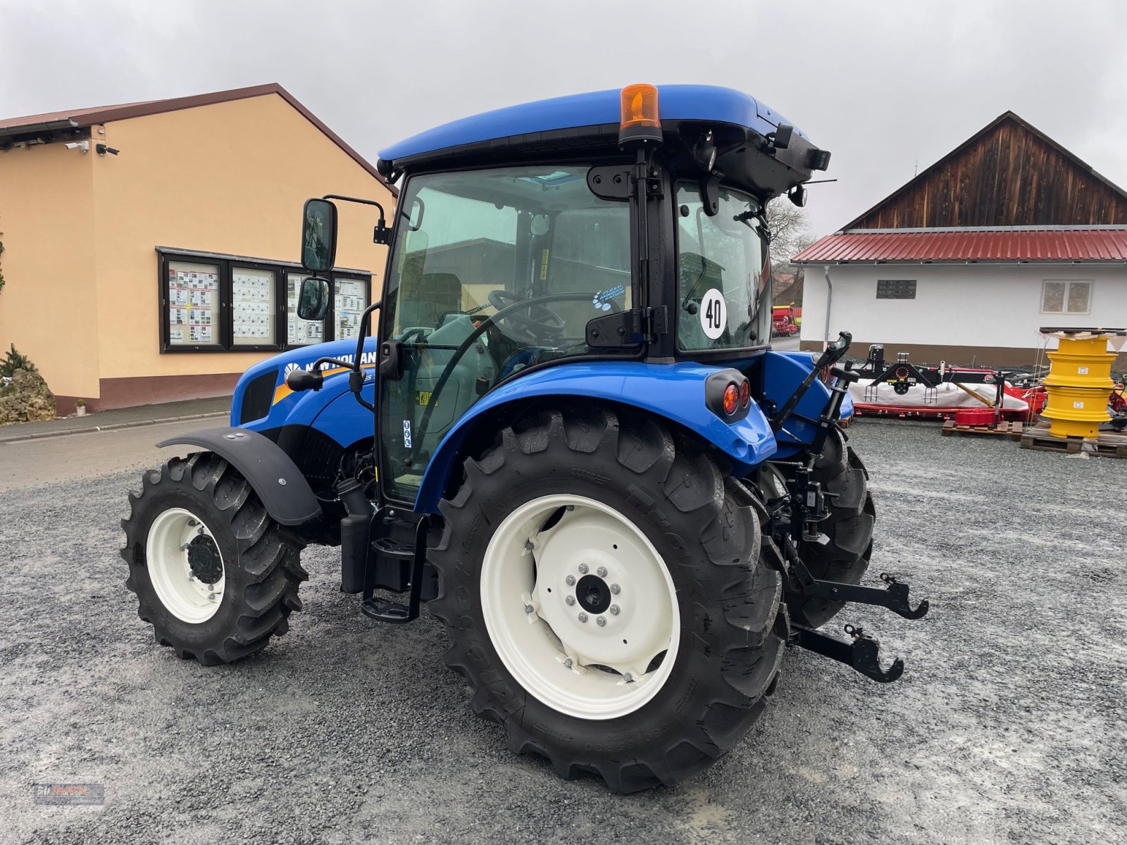 Traktor des Typs New Holland T4.55 S, Neumaschine in Lichtenfels (Bild 2)