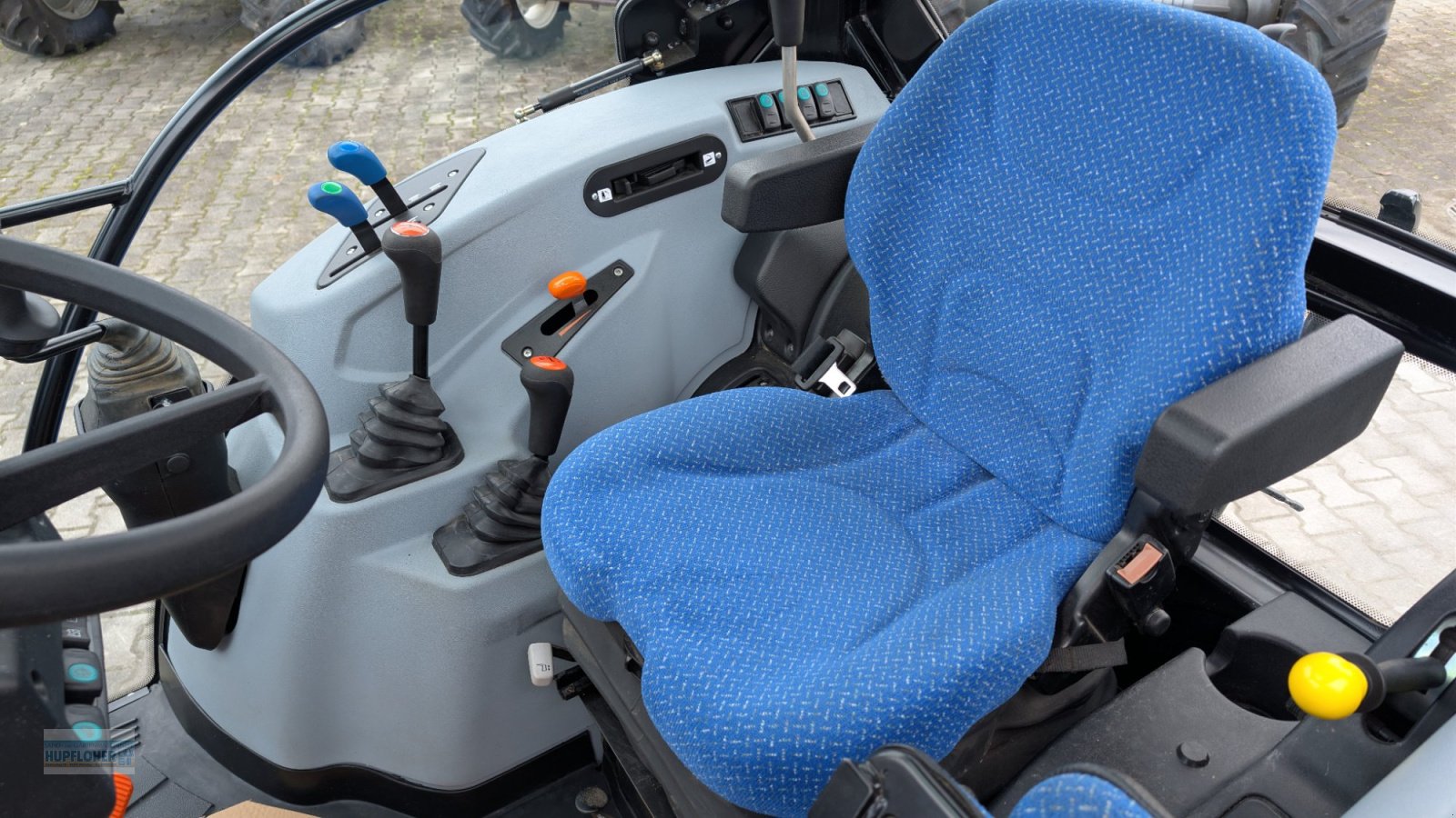 Traktor του τύπου New Holland T4.55S, Gebrauchtmaschine σε Vilshofen (Φωτογραφία 4)