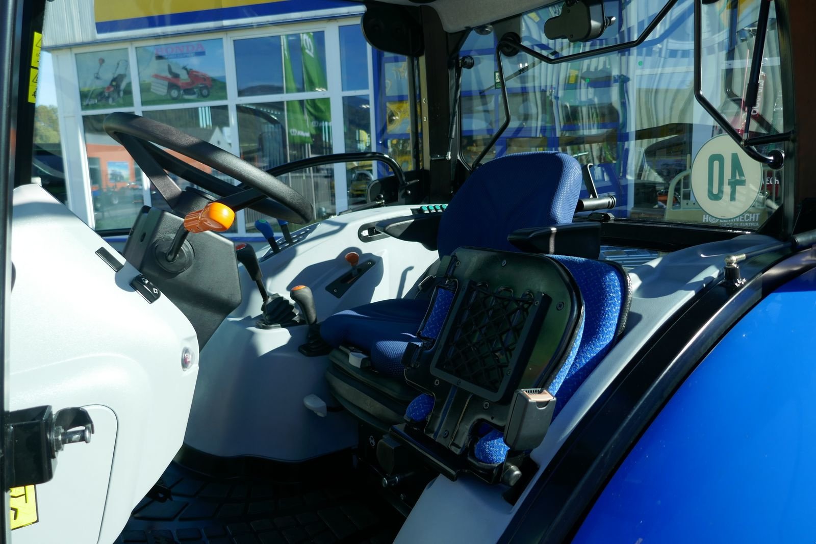 Traktor typu New Holland T4.55S, Gebrauchtmaschine v Villach (Obrázek 7)