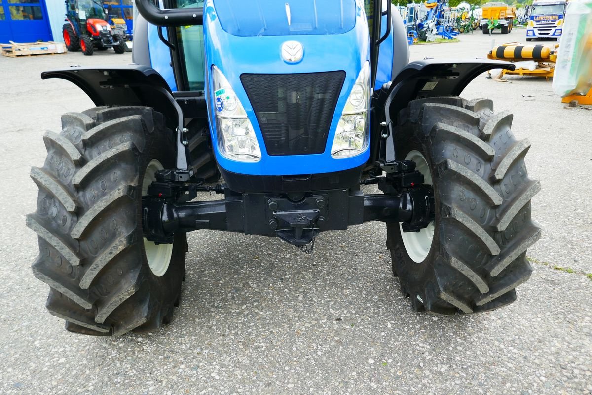 Traktor des Typs New Holland T4.65 Stage V, Gebrauchtmaschine in Villach (Bild 14)