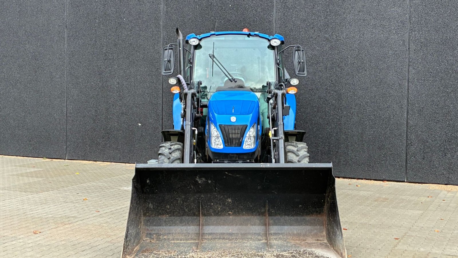Traktor des Typs New Holland T4.65 T4.65, Gebrauchtmaschine in Hedensted (Bild 2)