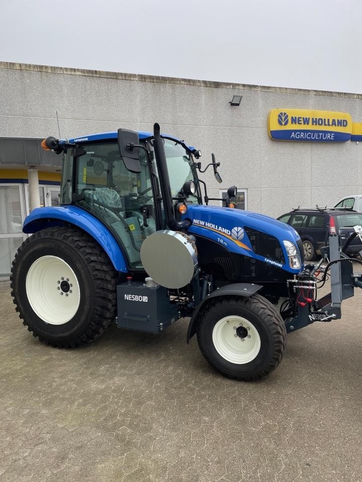 Traktor Türe ait New Holland T4.75 CAB 2WD, Gebrauchtmaschine içinde Hadsten (resim 3)