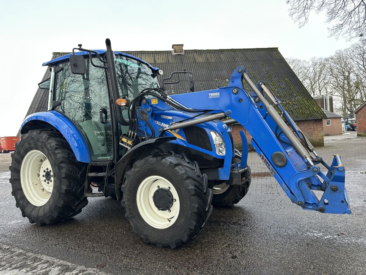 Traktor typu New Holland T4.75 Powerstar, Gebrauchtmaschine v Rossum (Obrázek 2)