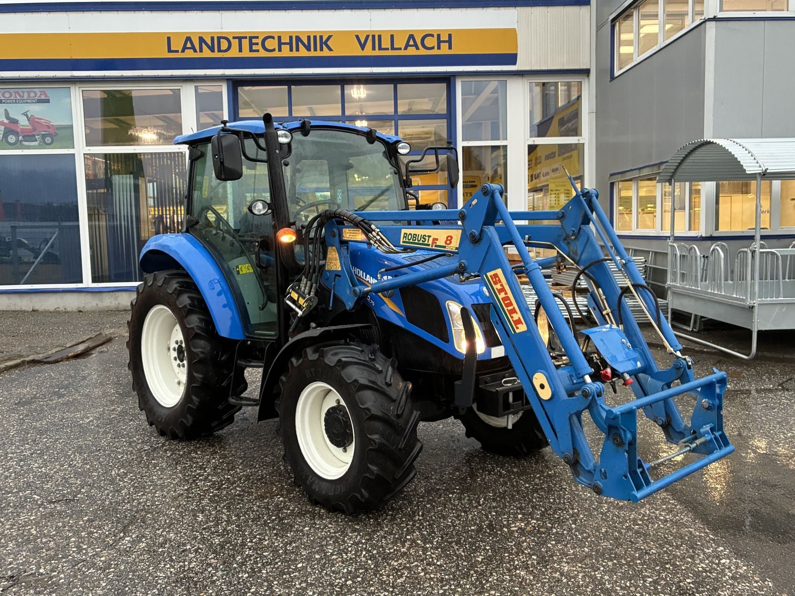 Traktor tipa New Holland T4.75 Powerstar, Gebrauchtmaschine u Villach (Slika 2)