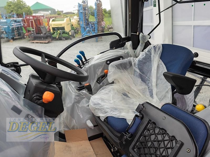 Traktor типа New Holland T4.75 S, Neumaschine в Feilitzsch (Фотография 7)