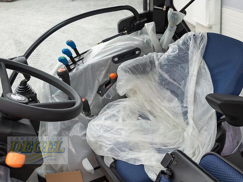 Traktor типа New Holland T4.75 S, Neumaschine в Feilitzsch (Фотография 9)