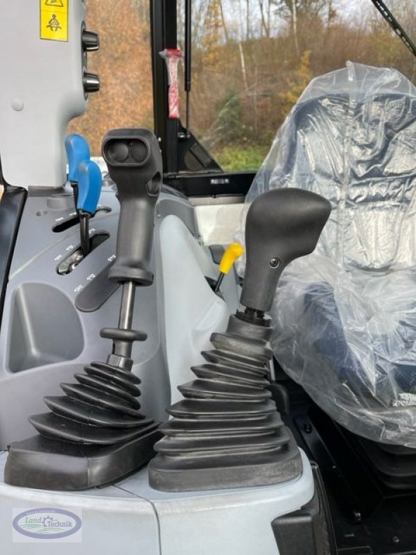 Traktor del tipo New Holland T4.75 Tier 4B, Neumaschine en Münzkirchen (Imagen 19)