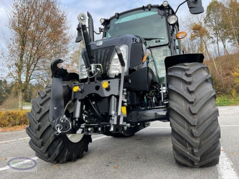 Traktor des Typs New Holland T4.75 Tier 4B, Neumaschine in Münzkirchen (Bild 16)