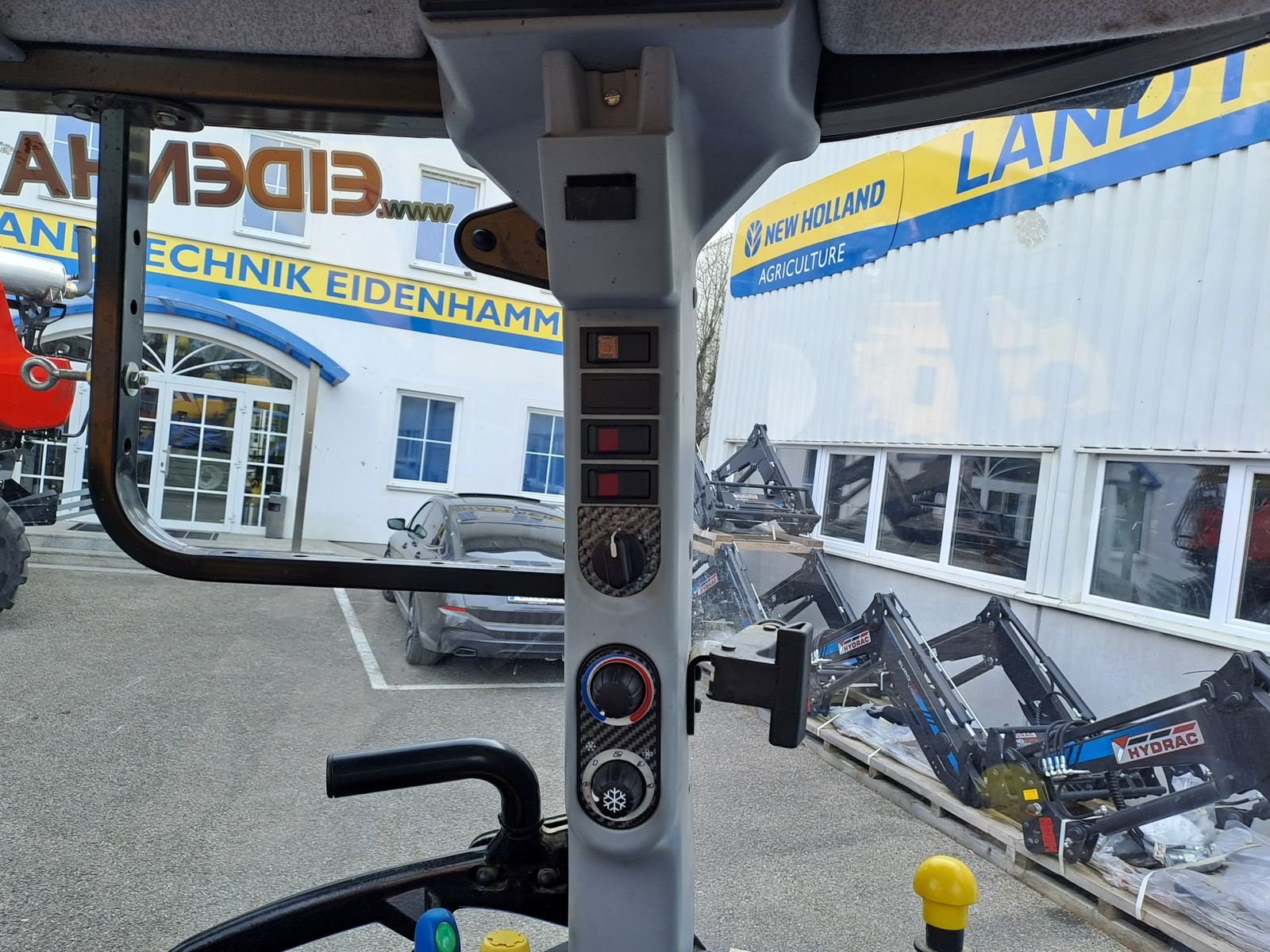 Traktor of the type New Holland T4.75, Gebrauchtmaschine in Burgkirchen (Picture 14)