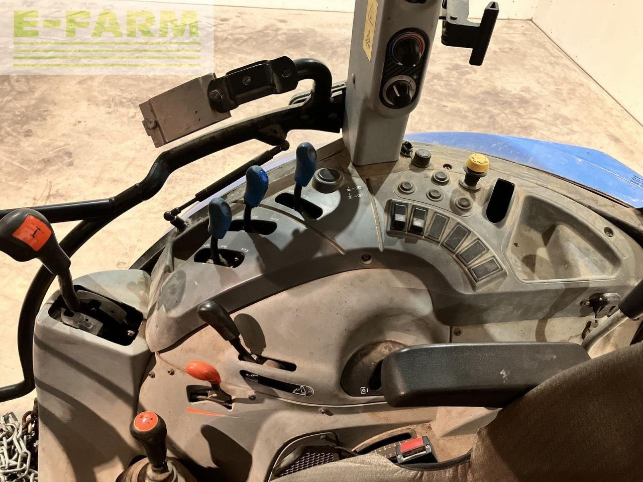 Traktor del tipo New Holland t4.75, Gebrauchtmaschine en Sierning (Imagen 14)