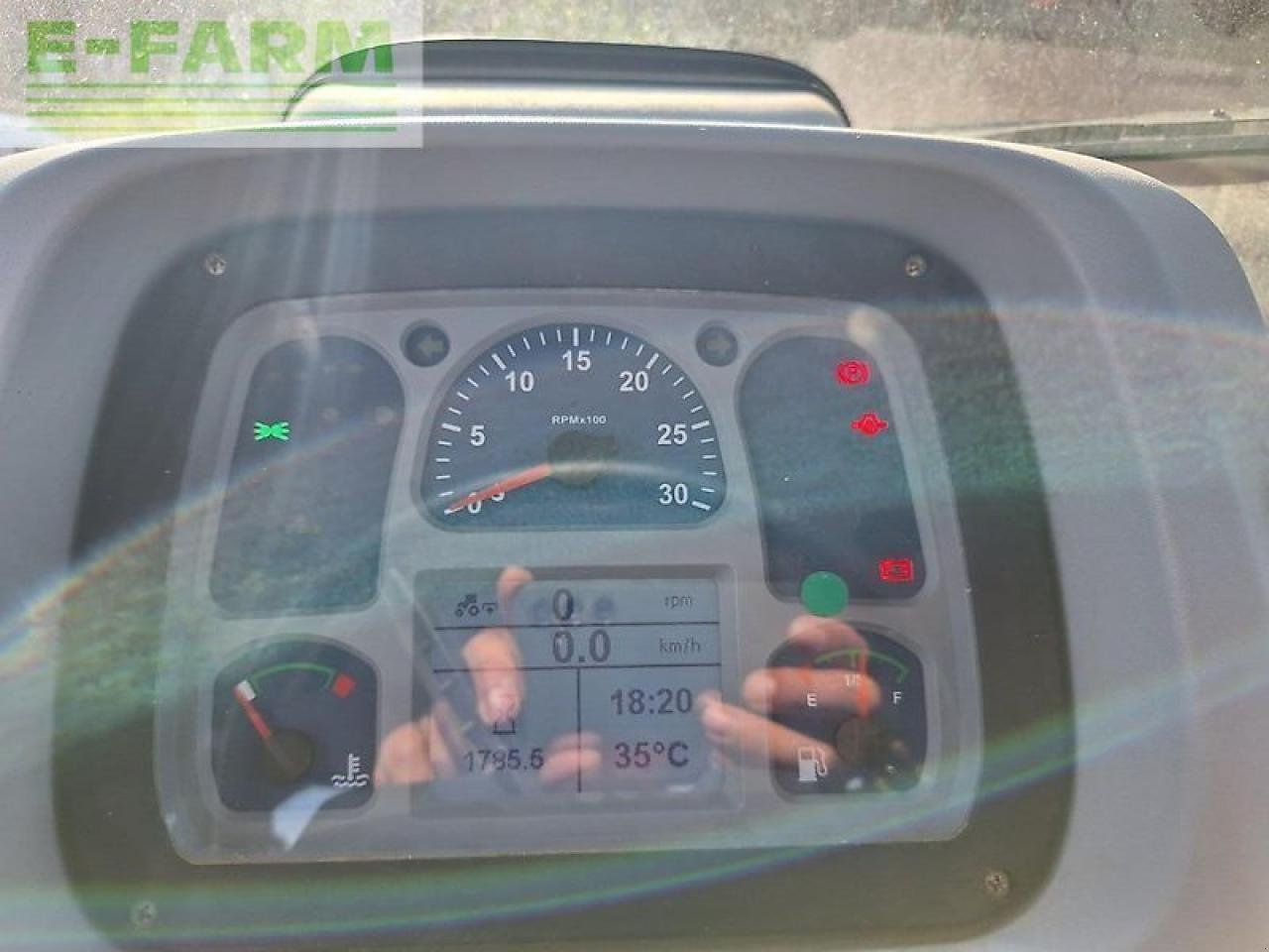 Traktor del tipo New Holland t4.75s S, Gebrauchtmaschine In GROBELNO (Immagine 7)