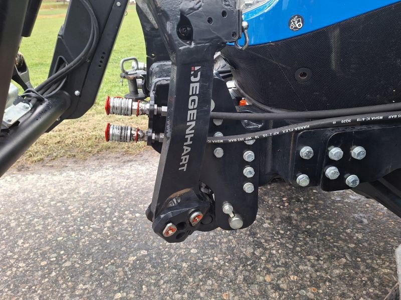 Traktor типа New Holland T4.75S Traktor, Gebrauchtmaschine в Chur (Фотография 3)