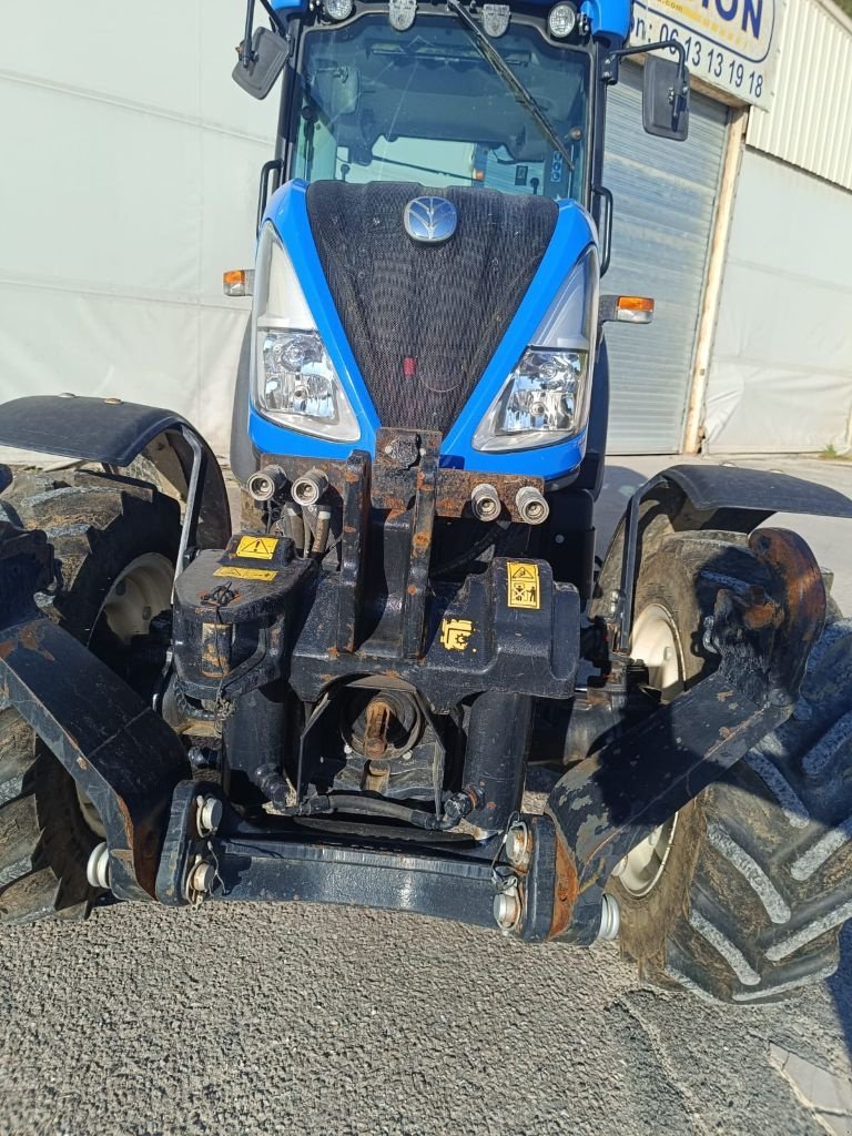 Traktor des Typs New Holland T4.80 F, Gebrauchtmaschine in Lérouville (Bild 9)