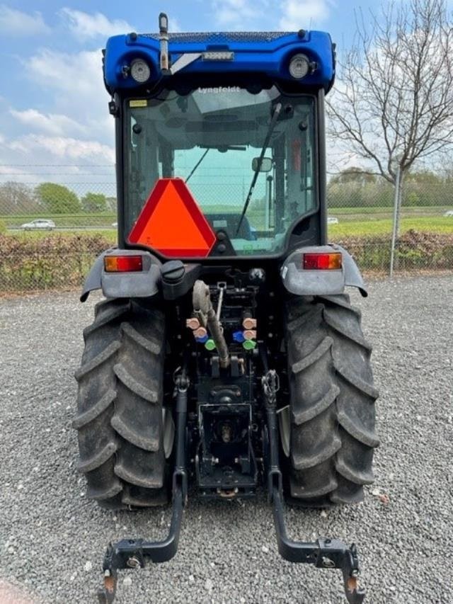 Traktor des Typs New Holland T4.80 N, Gebrauchtmaschine in Hadsten (Bild 4)