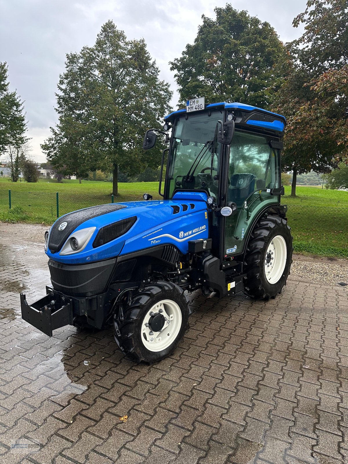 Traktor of the type New Holland t4.80V, Gebrauchtmaschine in Malterdingen (Picture 3)