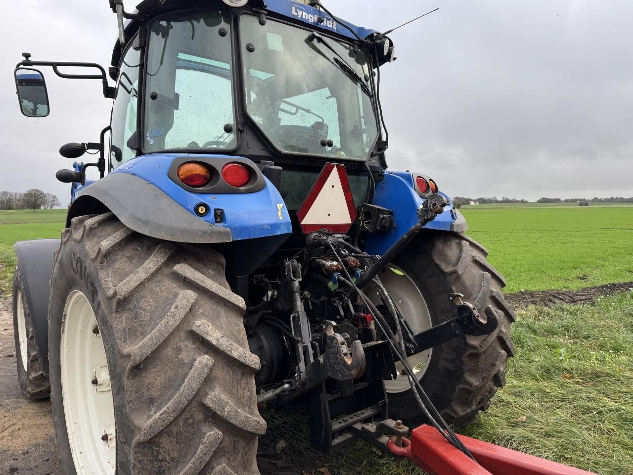 Traktor типа New Holland T4.85 DUAL COMMAND, Gebrauchtmaschine в Hadsten (Фотография 5)