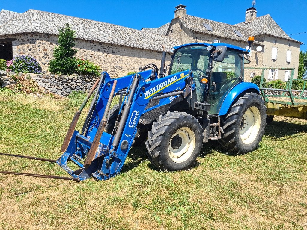 Traktor tipa New Holland T4.85, Gebrauchtmaschine u Calmont (Slika 1)