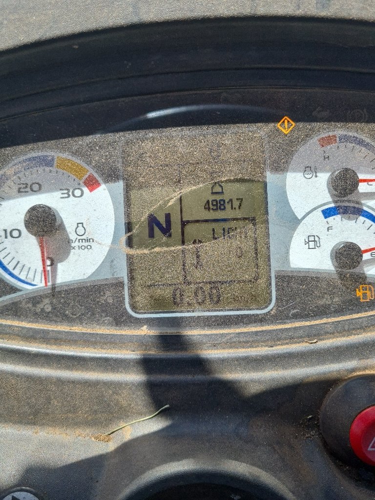 Traktor tipa New Holland T4.85, Gebrauchtmaschine u Calmont (Slika 2)