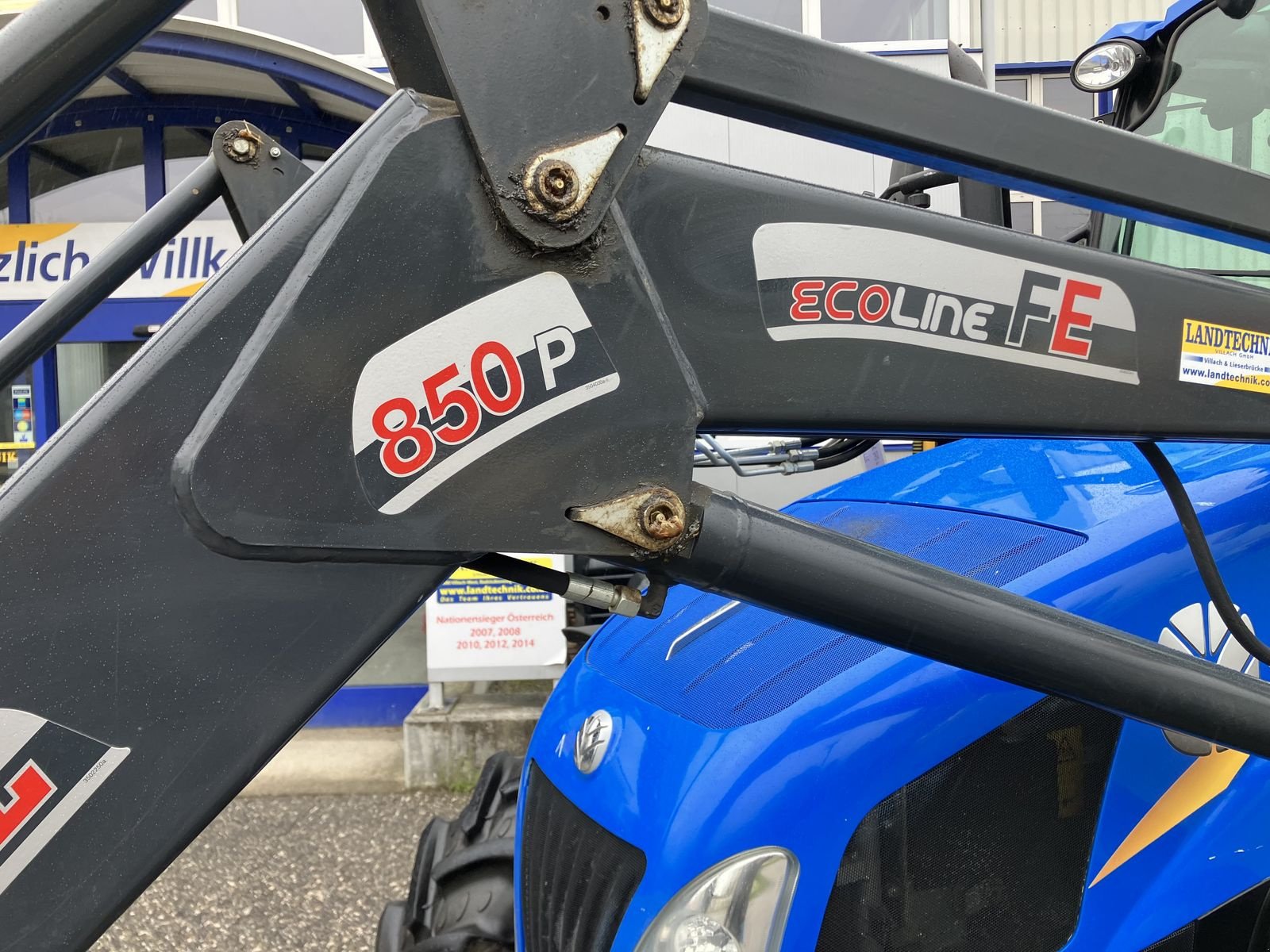 Traktor des Typs New Holland T4.85, Gebrauchtmaschine in Villach (Bild 4)