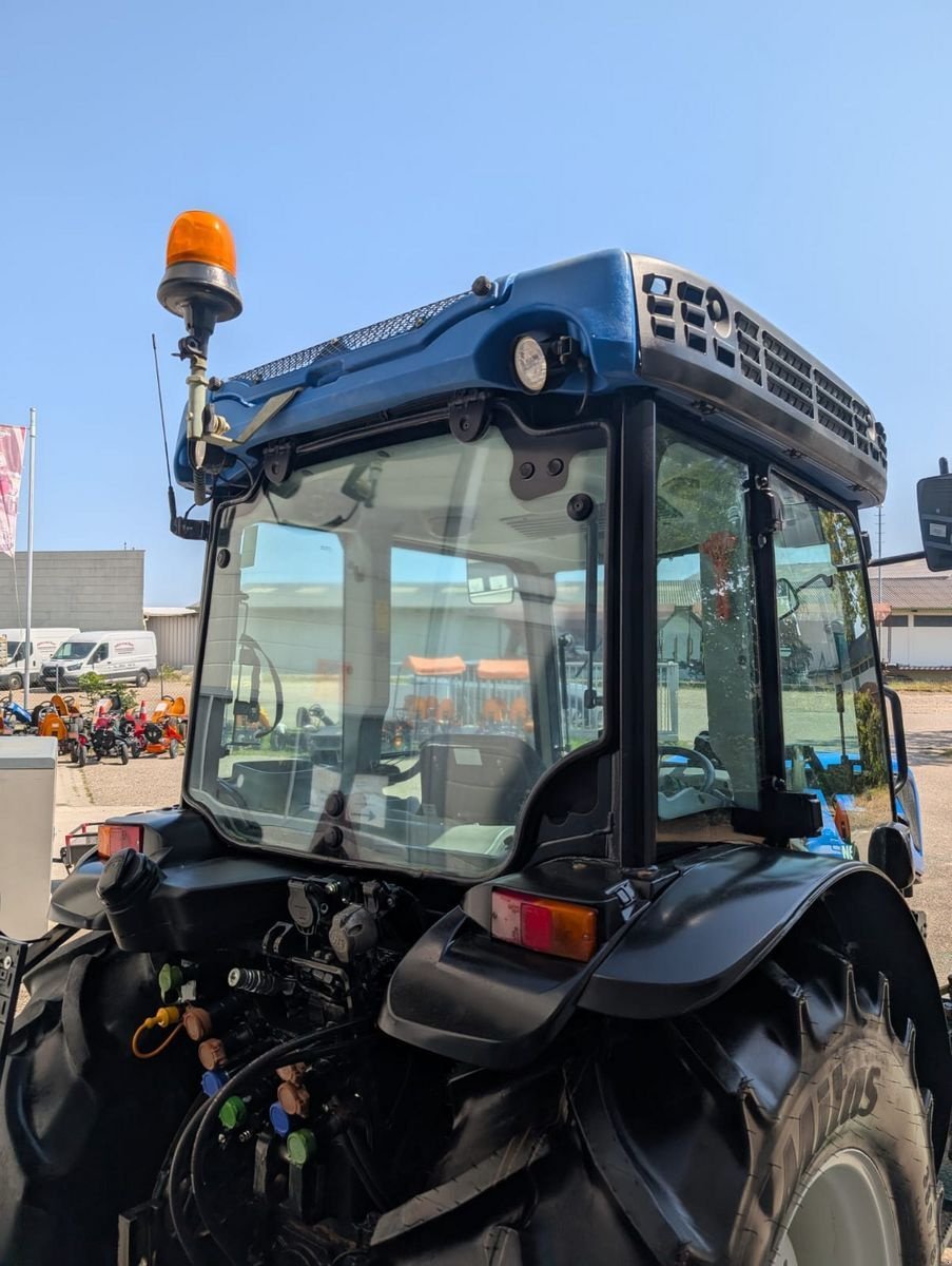 Traktor of the type New Holland T4.90 F, Gebrauchtmaschine in Harmannsdorf-Rückersdorf (Picture 8)