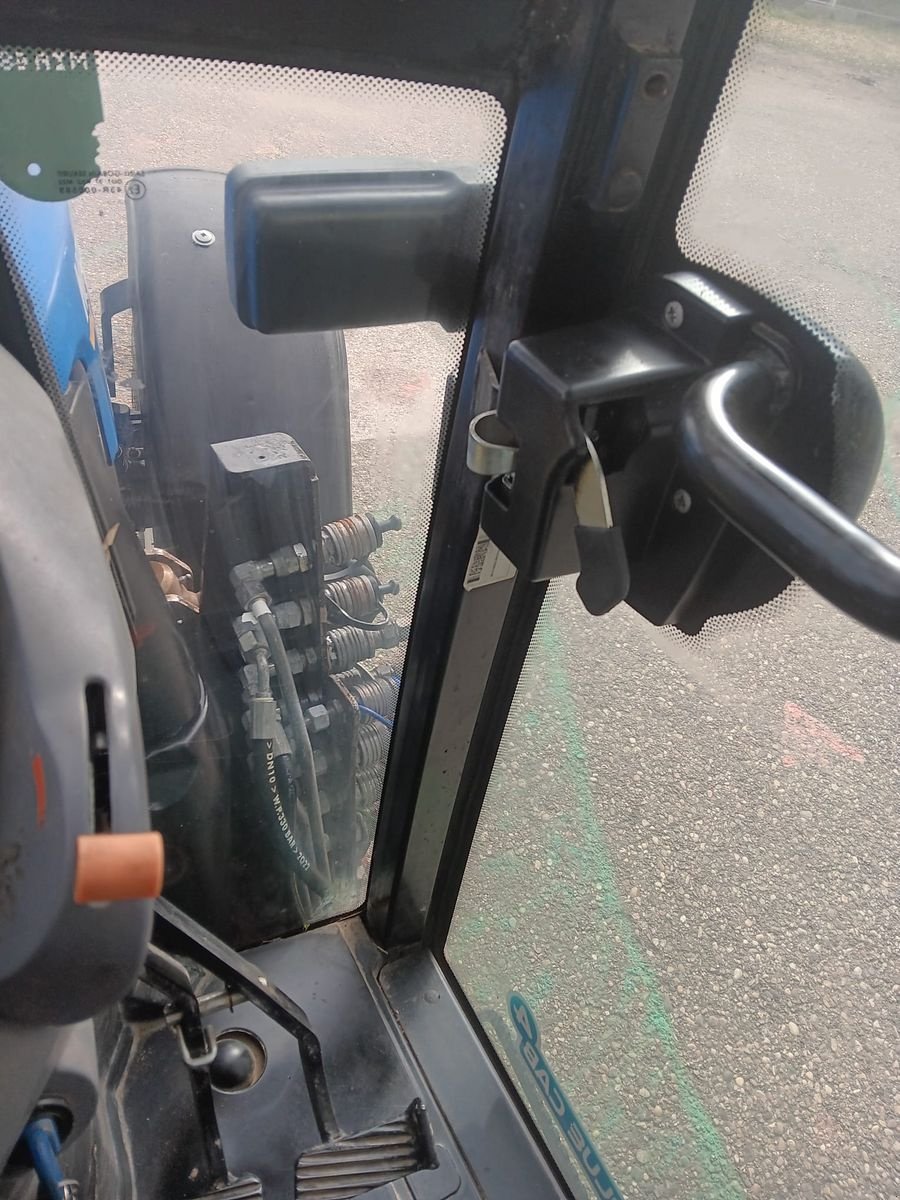 Traktor typu New Holland T4.90 F, Gebrauchtmaschine v Harmannsdorf-Rückersdorf (Obrázek 28)