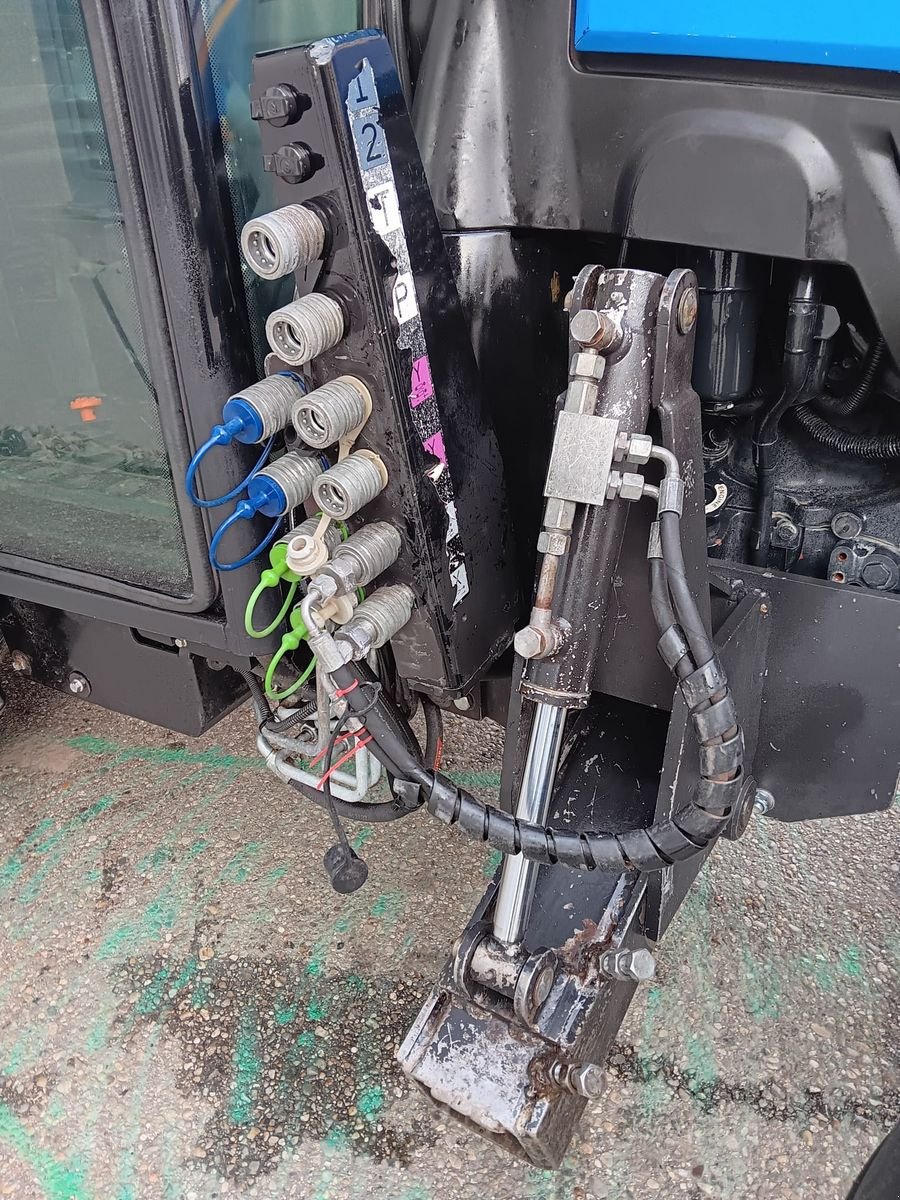 Traktor tipa New Holland T4.90 F, Gebrauchtmaschine u Harmannsdorf-Rückersdorf (Slika 15)