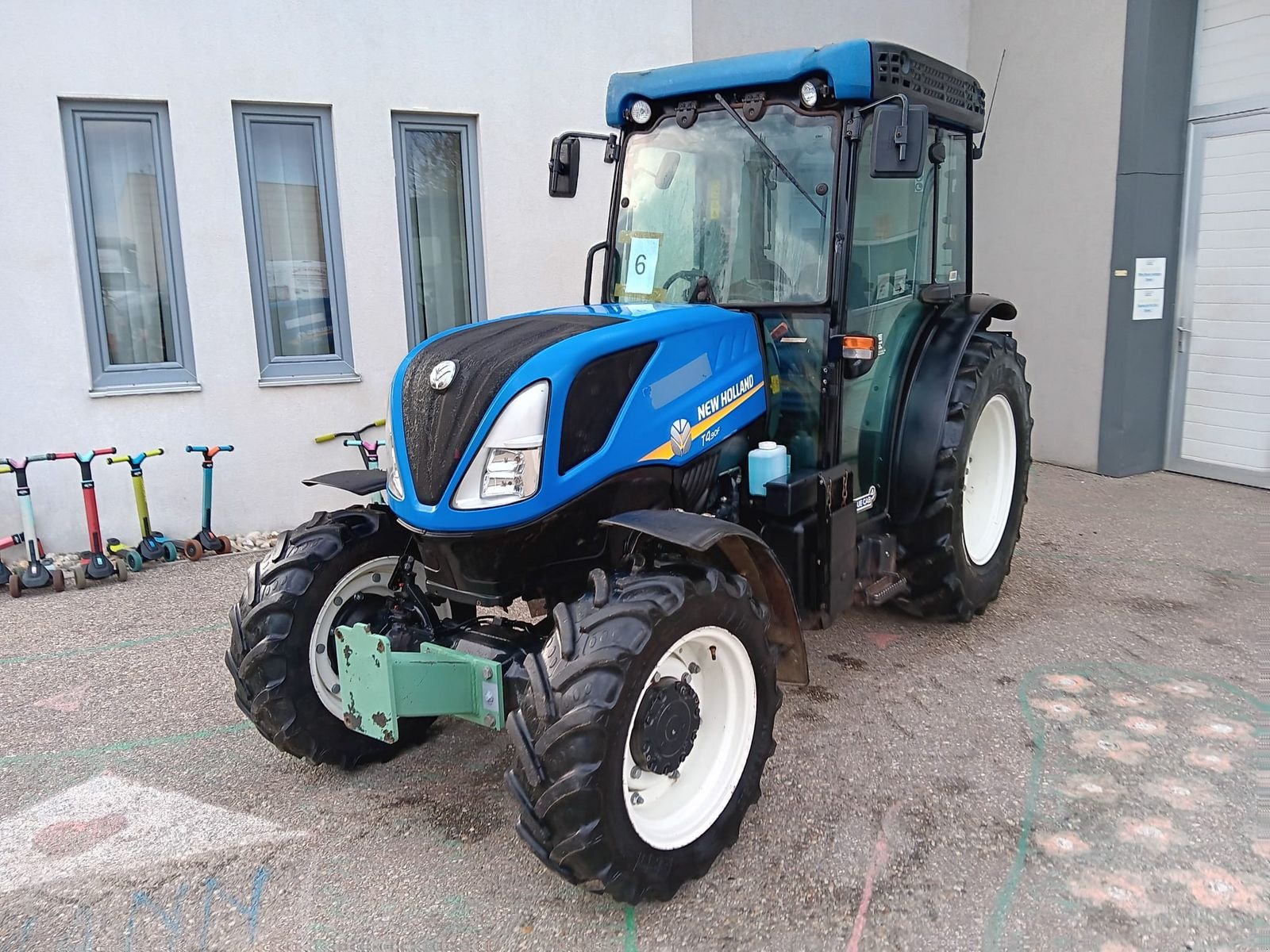 Traktor tipa New Holland T4.90 F, Gebrauchtmaschine u Harmannsdorf-Rückersdorf (Slika 3)