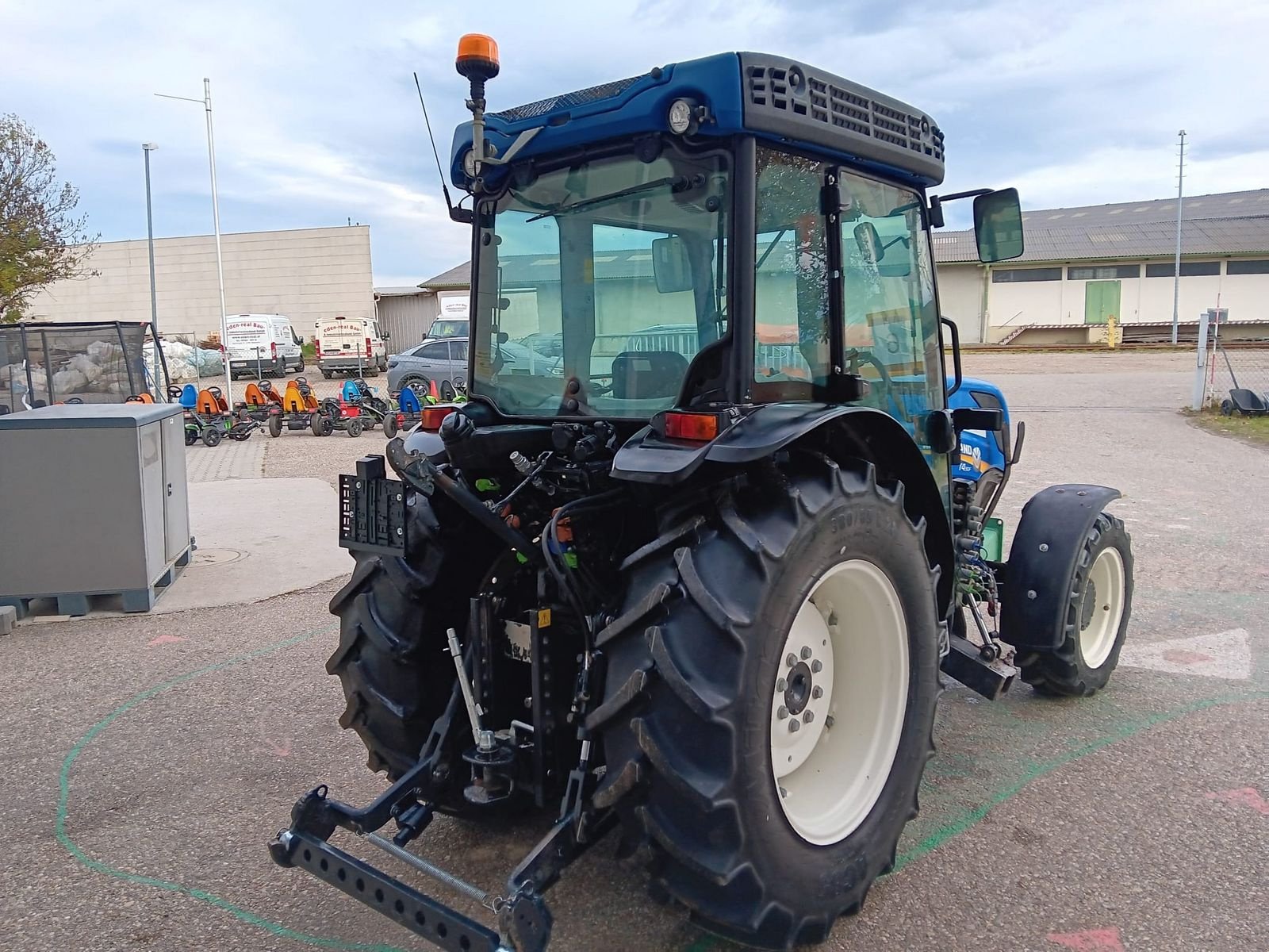 Traktor tipa New Holland T4.90 F, Gebrauchtmaschine u Harmannsdorf-Rückersdorf (Slika 8)