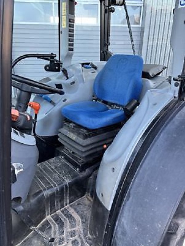 Traktor del tipo New Holland T4.90F, Gebrauchtmaschine en Carcassonne (Imagen 4)