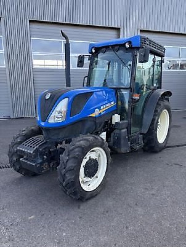 Traktor del tipo New Holland T4.90F, Gebrauchtmaschine en Carcassonne (Imagen 1)