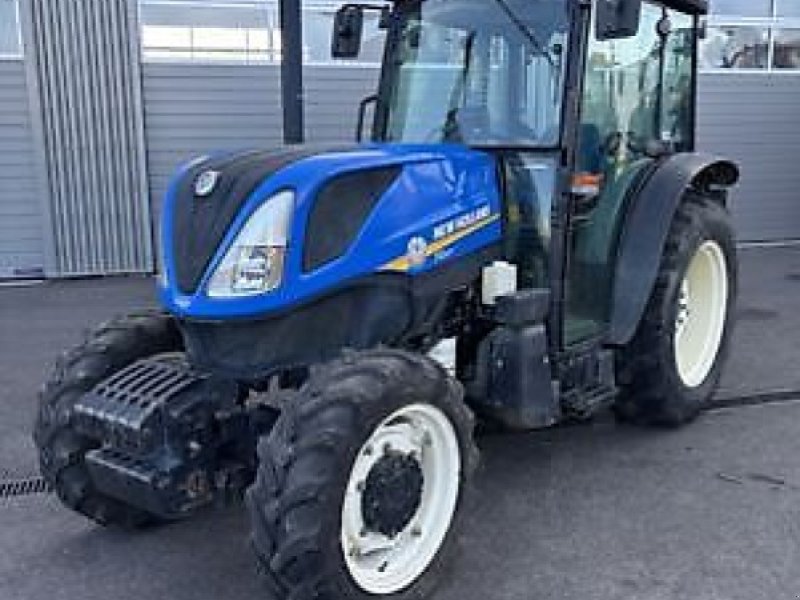 Traktor typu New Holland T4.90F, Gebrauchtmaschine v Carcassonne (Obrázek 1)