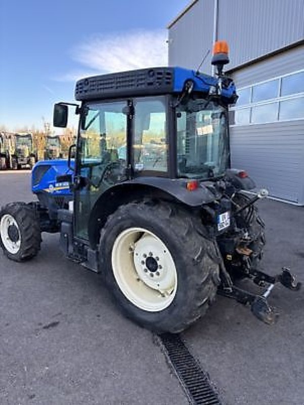 Traktor del tipo New Holland T4.90F, Gebrauchtmaschine en Carcassonne (Imagen 11)