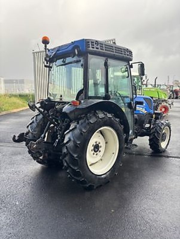 Traktor typu New Holland T4.90F, Gebrauchtmaschine v Carcassonne (Obrázek 4)