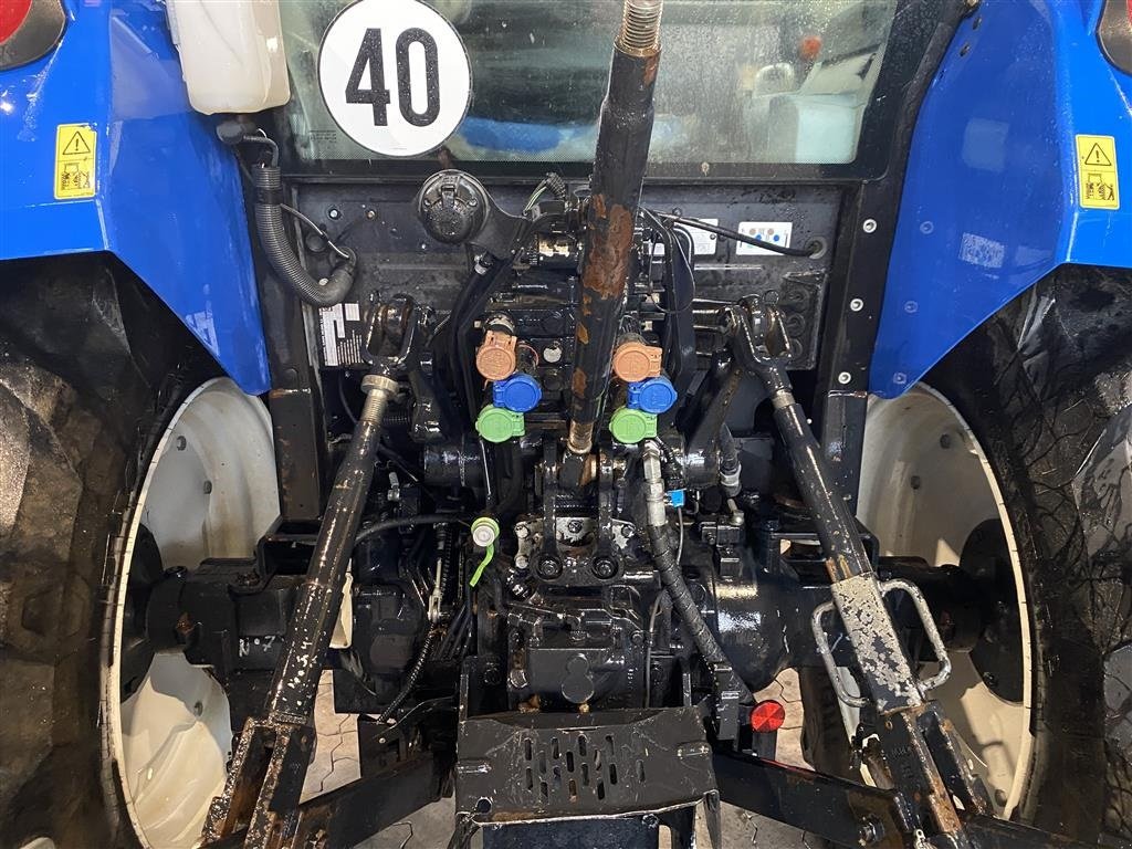 Traktor του τύπου New Holland T4.95 Med frontlæsser, Gebrauchtmaschine σε Holstebro (Φωτογραφία 5)