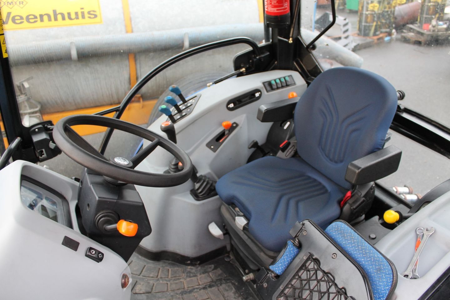 Traktor типа New Holland T4S.75, Gebrauchtmaschine в Pijnacker (Фотография 8)