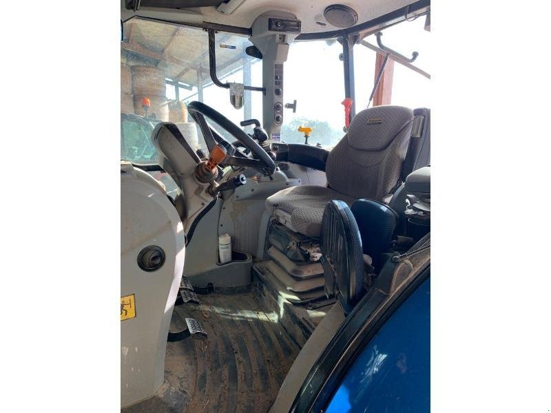 Traktor типа New Holland T5-100EC, Gebrauchtmaschine в ANTIGNY (Фотография 9)