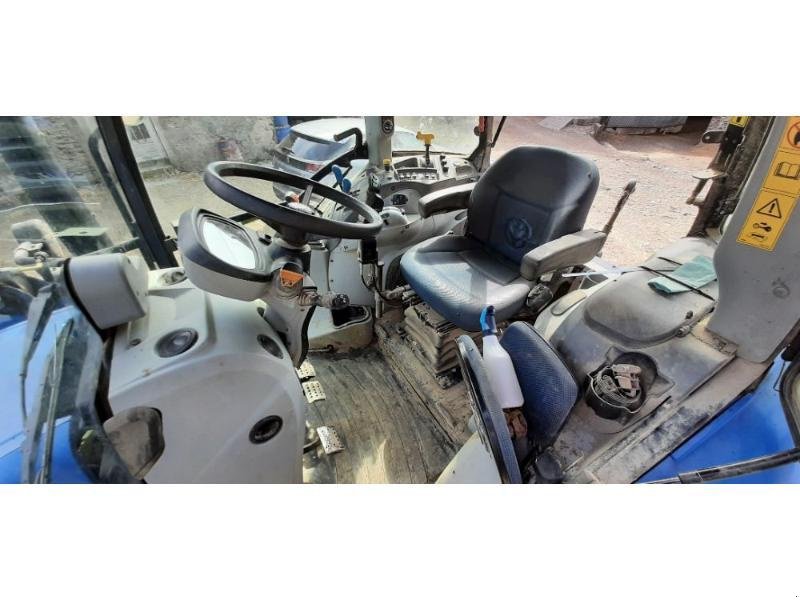 Traktor of the type New Holland T5-100EC, Gebrauchtmaschine in ANTIGNY (Picture 9)