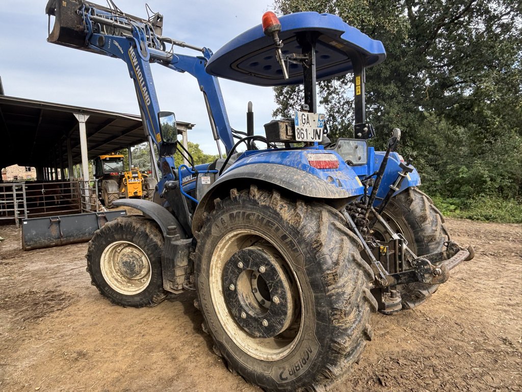 Traktor del tipo New Holland T5 105 ARCEAU, Gebrauchtmaschine In PIERRE BUFFIERE (Immagine 3)