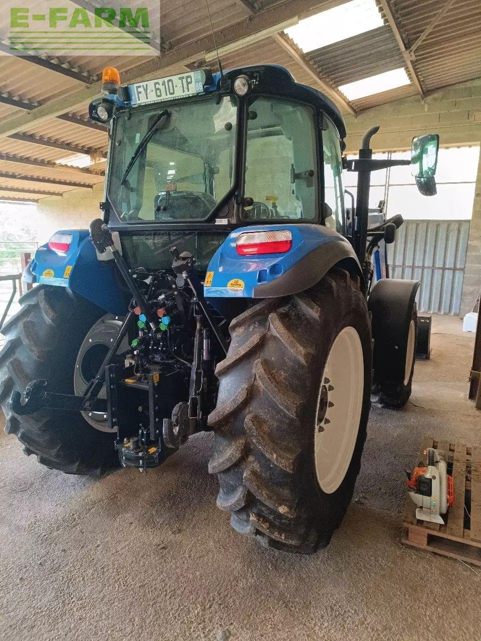 Traktor du type New Holland t5 105 dual command, Gebrauchtmaschine en CHAUVONCOURT (Photo 5)