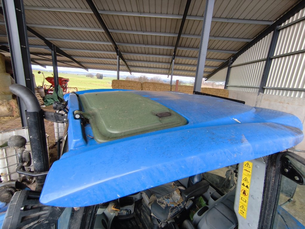 Traktor typu New Holland T5 110 Électro Command, Gebrauchtmaschine v Saint-Nabord (Obrázok 10)