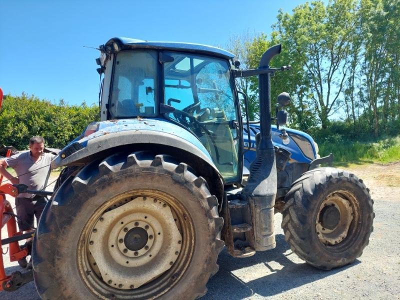 Traktor typu New Holland T5-110EC, Gebrauchtmaschine v ANTIGNY (Obrázek 3)